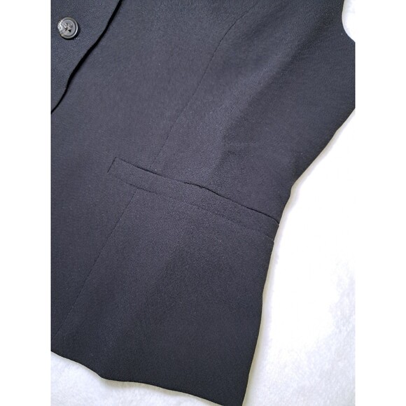 J.Crew Scoopneck Vest in Drapey Crepe Black Button Fasten CF359 $98 Size 2 NWT - Picture 7 of 10